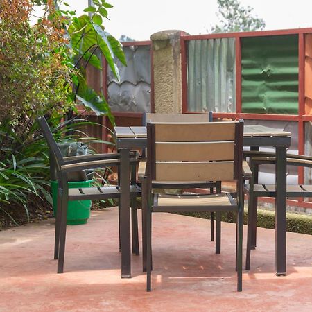 Dutchess Hotel And Restaurant Fort Portal Dış mekan fotoğraf