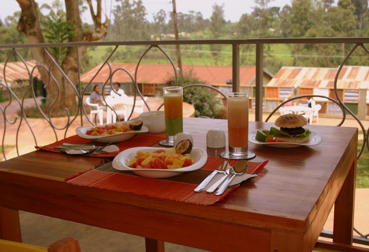 Dutchess Hotel And Restaurant Fort Portal Dış mekan fotoğraf